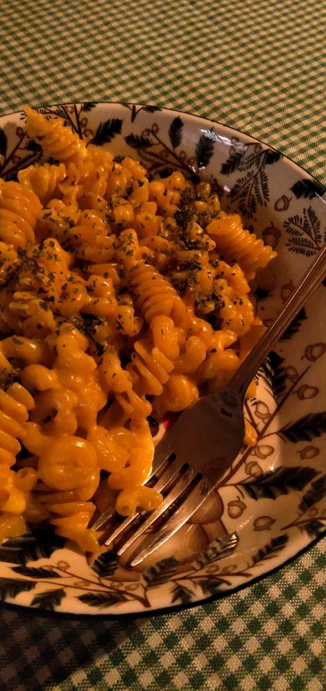 Macaroni And Cheese Aesthetic, Mac And Cheese Aesthetic, Cheese Aesthetic, Mac N Cheese Recipe, Mac N Cheese, Snap Food, Mac And Cheese, Instagram Aesthetic, Food Pictures