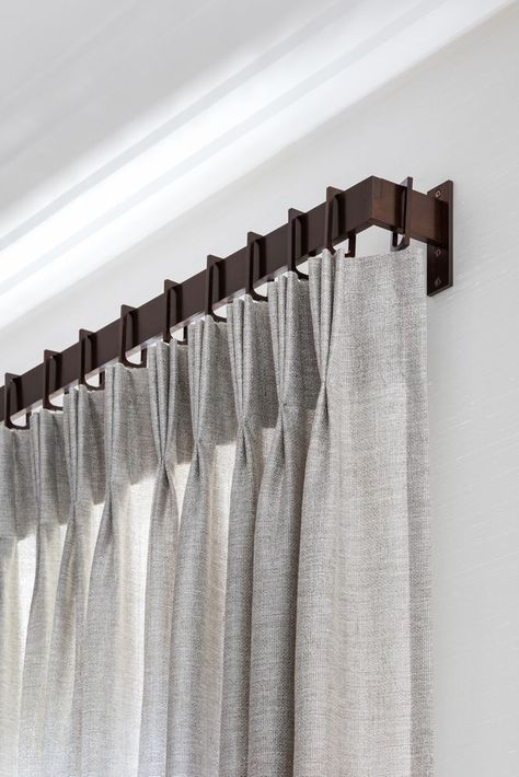 Wooden Curtain Rods, Curtains Living Room Modern, Unique Curtains, Decor Fireplace, Curtain Styles, Stylish Curtains, Stair Decor, Curtains Living, Home Curtains