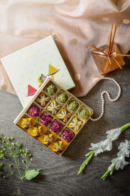 Fusion Sweets, Diwali Mithai, Diwali Hampers, Mithai Boxes, Sweets Ideas, Sweet Box Design, Sweet Boxes, Box Photography, Packaging Idea