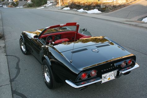 1972 Corvette Stingray, Corvette Stingray 1969, Corvette C3 Stingray, 1972 Corvette, Corvette Stingray Convertible, C3 Corvette, Black Convertible, Corvette C3, Old Vintage Cars