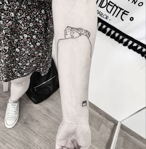 Egon Schiele tattoo black minimal Scannable Tattoo, Egon Schiele Tattoo, Transgender Tattoo Ideas, Kneecap Tattoo, Art Inspired Tattoos, Dot Tattoos, 3 Tattoo, Egon Schiele, Dope Tattoos