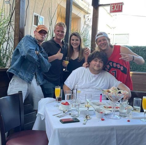 Jace with friends (a random couple that had just gotten married joined them) #jacenorman #henrydanger #dangerforce #nickelodeon Jason Norman, Henry Danger Jace Norman, Jace Norman, Henry Danger, Nickelodeon, Celebrity Crush, Getting Married, First Love, Table Decorations