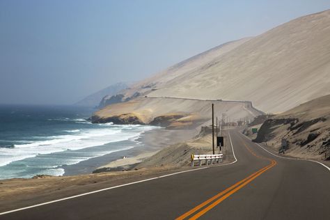 The World's Longest Road Stretches 19,000 Miles Across 2 Continents — How to Drive It Pan American Highway, Family Beach Trip, American Auto, How To Drive, Pan American, World Geography, American Travel, Dream Travel Destinations, Travel Sites