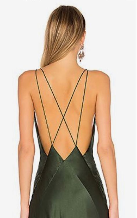 Backless Casual Dress, Laser Cut Fashion, Color Block Blouse, Look Formal, Iconic Dresses, Dream Wedding Ideas Dresses, Fashion 101, Ball Gown Dresses, Stylish Fashion