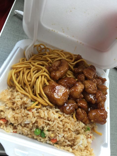 Chinese Take Out Aesthetic, Aesthetic Chinese Food, Chinese Takeout Aesthetic, Chinese Lunch Aesthetic, Chinese Food Aethstetic Take Out, Chinese Food Aethstetic, I Want Food, Takeout Food, Fire Food