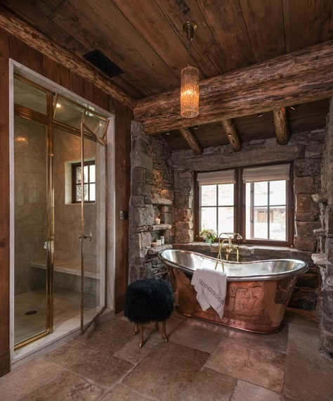 Rustic-modern mountain ranch nestled in the rugged Montana landscape Cabin Bathrooms, Log Home Decorating, Rustic Bathroom Designs, Rustic Home Design, Rustic Bathrooms, Modern Mountain, Log Cabin Homes, Dream Bathrooms, Rustic Bathroom