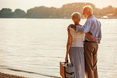 The amount of money you save for that retirement can come down to how well or how often you picture your life in retirement. Retired Aesthetic, Retirement Aesthetic, Retirement Pictures, Happy Retirement, Saving For Retirement, Old People, Hd Picture, Financial Planning, Money Saving