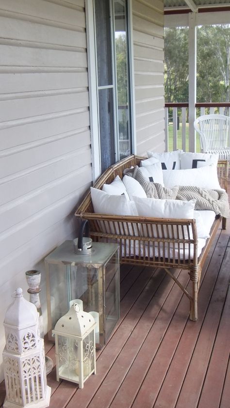 This is an old cane lounge I got from McKees Antiques in Casino NSW. It's on my front verandah at my little house in northern NSW. Veranda Furniture, Cane Lounge, Front Verandah, Entryway Inspiration, Cane Furniture, Backyard Furniture, Porch And Balcony, Vintage Style Decorating, Melbourne House