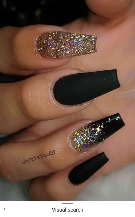 Stars Nails, Black Gold Nails, Black Nails With Glitter, New Years Nail Designs, Silver Glitter Nails, Gold Nail Designs, Gold Glitter Nails, Valentine Nails, Winter Nails Acrylic