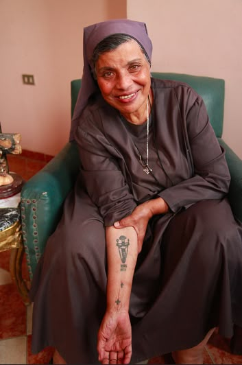 Coptic nun Roman Catholic Art Tattoo, Coptic Aesthetic, Praying Nun Tattoo, Coptic Tattoo Designs, Orthodox Christian Tattoo, Catholic Nun Aesthetic, Orthodox Tattoos, Roman Catholic Tattoos, Catholic Core Aesthetic