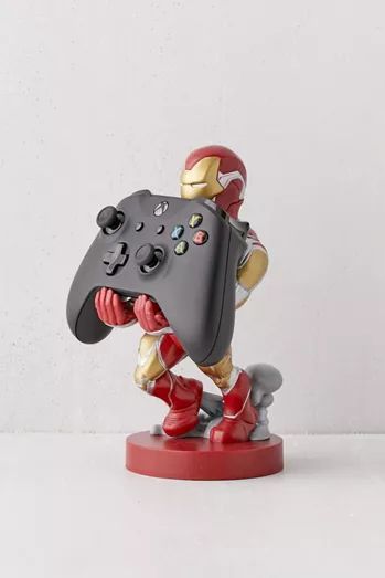 Iron Man Gift, Gamer Room Diy, Marvel Decor, Avengers Room, Marvel Room, Drukarka 3d, Tech Lifestyle, 3d Printing Projects, Gaming Controller