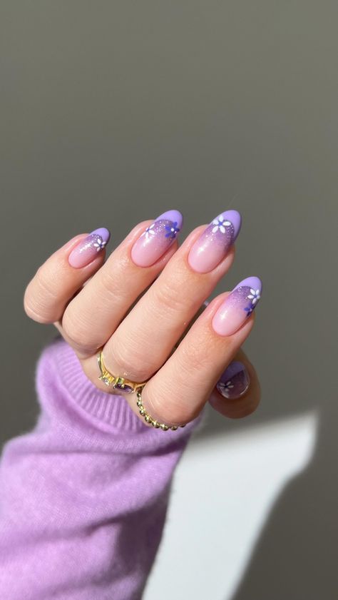 Aistė Haas (@heygreatnails) • Instagram photos and videos Lilac Nails With Glitter, French Ombre Nails, Birthday Nail Ideas, Nail Elegant, Glamorous Birthday, Nail Winter, Purple Gel Nails, Glitter French Nails, Ombre Gel Nails