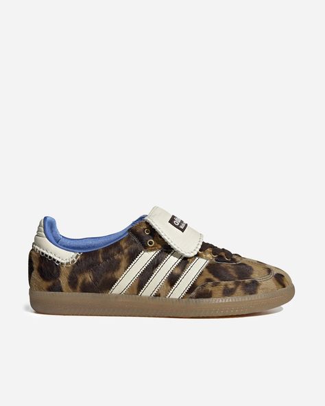 adidas Originals adidas x Wales Bonner Pony Leo Samba DBROWN/CWHITE/NONE | IE0578 Adidas X Wales Bonner, Wales Bonner, Shoe Inspo, Stockholm Fashion, Swag Shoes, Adidas X, Mode Inspo, Dream Shoes, Pretty Shoes