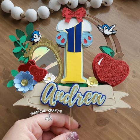 Snow White Cake Topper, Snow White Cake, Disney Cake Toppers, Colors Pictures, Snow White Birthday Party, Frozen Cake Topper, Tema Disney, 3d Cake Toppers, Snow White Birthday