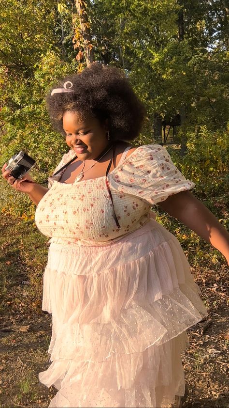 Coquette Clothing Aesthetic, Plus Size Princesscore, Black Femininity Plus Size, Coquette Fashion Plus Size, Plus Size Croquette, Wlw Plus Size, Plus Size Coquette Aesthetic, Plus Size Balletcore, Coquette Outfit Plus Size