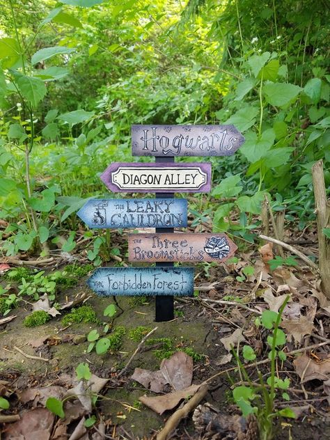 Harry Potter Garden Sign, free hand painted hand made wooden sign wood work custom decor summer gift Harry Potter Garden, Harry Potter Shower Curtain, Harry Potter Bridal Shower, Halloween Yard Signs, Flower Pot People, Harry Potter Decor, Whimsical Halloween, Garden Whimsy, Harry Potter Christmas