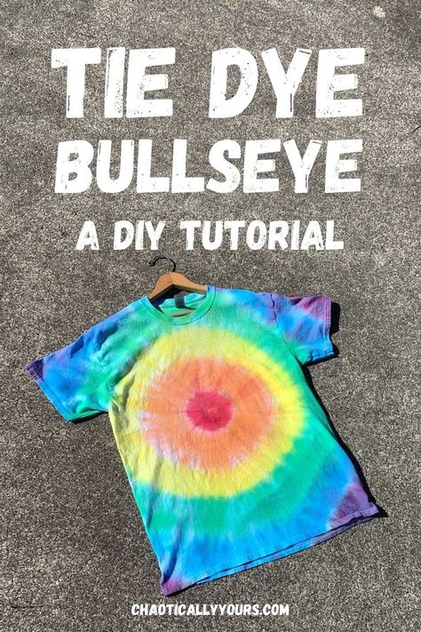 picture of a tie dye bullseye t-shirt Tie Dye Bullseye, Bullseye Tie Dye, Tie Dye Tips, Tulip Tie Dye, Tye Dye Patterns, Diy Tie Dye Techniques, Diy Tie Dye Designs, Dyed Tips, Diy Tie Dye Shirts