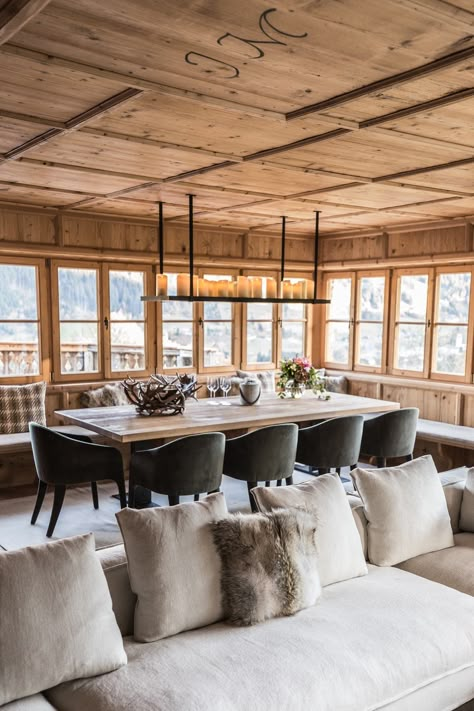 Ski House Decor, Chalet Interior Design, Mountain Home Interiors, Mountain Interiors, Chalet Chic, Ski Cabin, Chalet Interior, Chalet Design, Modern Mountain Home