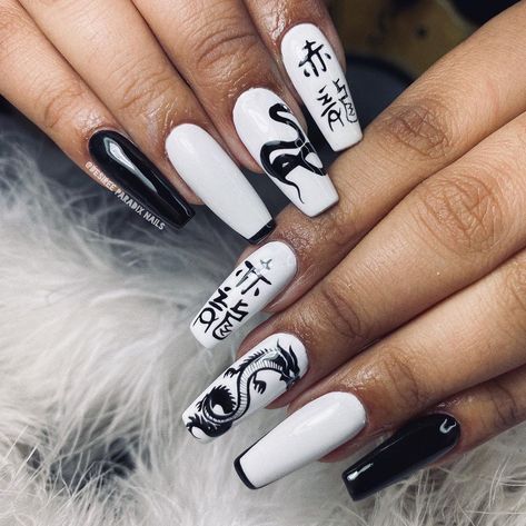 Edgy Nails Acrylic, Edgy Nails Acrylic Grunge, Nails Grunge, Dragon Nails, Halloween Acrylic Nails, Edgy Nails, Grunge Nails, Acrylic Nails Coffin Short, Summer Acrylic Nails