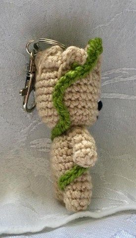 Crochet Keyring Free Pattern, Crochet Keychain Ideas, Crocheted Accessories, Keychain Ideas, 4mm Crochet Hook, Crochet Keychain Pattern, Crochet Amigurumi Free, Baby Groot, Crochet Keychain