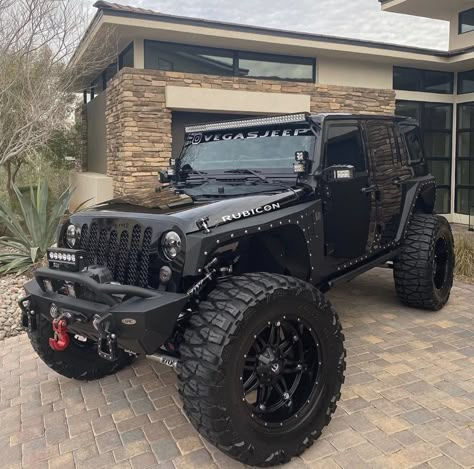 Black Jeep Wrangler, Mobil Off Road, Jeep Wrangler Lifted, Tmax Yamaha, Custom Jeep Wrangler, Jeep Mods, Black Jeep, Wrangler Jeep, Cars Jeep