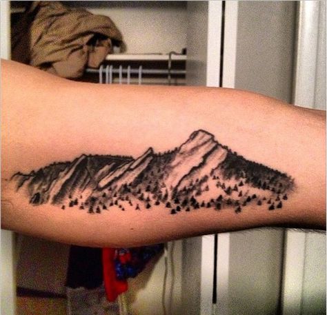 Flat Irons Boulder Colorado Tattoo, Flatirons Boulder Tattoo, Flatirons Tattoo, Boulder Tattoo, Colorado Mountains Tattoo, Colorado Drawing, Colorado Tattoos, Nz Tattoo, Flatirons Boulder