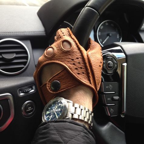 Peccary Driving Gloves Driving Gloves Men, Working Gloves, Leatherworking Tools, Leather Work Gloves, Leather Driving Gloves, Costume Gloves, Gloves For Men, Gloves Fashion, Hand Gloves