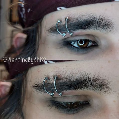 🤡Rhianon Blandford🤡 | BROW CAGES for @p_blunky • • • @fydtattoo #eyebrowpiercing | Instagram Eyebrow Jewelry Piercings, Brow Piercing, Eyebrow Piercing Jewelry, Eyebrow Jewelry, Piercing Inspo, Eyebrow Piercing, Piercing Ideas, Body Mods, What Type