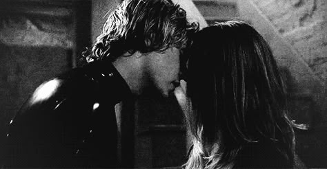 Evan And Taissa, Taissa And Evan, Violet And Tate, Tate Ahs, Violet Ahs, Evan Peters American Horror Story, Evan Peters Ahs, Tate And Violet, Violet Harmon