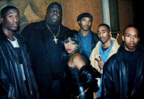 Biggie, 112 & Lil Kim Lil Kim And Biggie, Real Hip Hop, Lil Kim, Hip Hop And R&b, Biggie Smalls, Notorious Big, Female Rappers, Hip Hop Artists, Hip Hop Culture