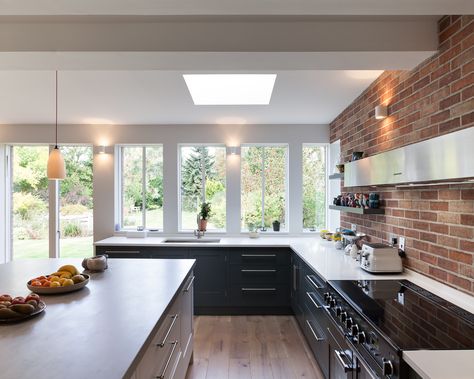 Room Tour: A 1930s House Gets a Spacious, Sensitive Extension | Houzz UK Kitchen Window Design, Kitchen Diner Extension, Open Plan Kitchen Dining Living, Open Plan Kitchen Diner, Open Plan Kitchen Dining, Open Plan Kitchen Living Room, 1930s House, Kitchen Dining Living, Kitchen Family Rooms