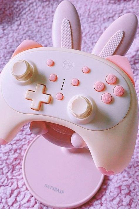 Introducing the Cute Kawaii Aesthetic Controller/Phone Holder, a delightful accessory that combines functionality with adorable aesthetics. This holder is designed to keep your controller or phone securely in place while adding a touch of cuteness to your gaming or phone setup. Aesthetic Controller, Kawaii Gadgets, Walpapers Cute, Phone Stand For Desk, Kawaii Games, Gaming Room Setup, Cell Phone Stand, Kawaii Accessories, Gamer Room