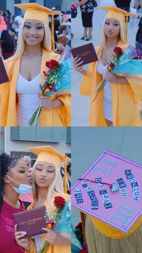 Yellow Cap And Gown Graduation Outfits, Grad Cap With Braids, Graduation Ideas For High School Seniors, Graduating Outfits, Diy Graduation Pictures, Cap And Gown Senior Pictures Black Women, Graduation Pictures Senior Year, Graduation Photoshoot High School, Grad Cap Inspo Aesthetic