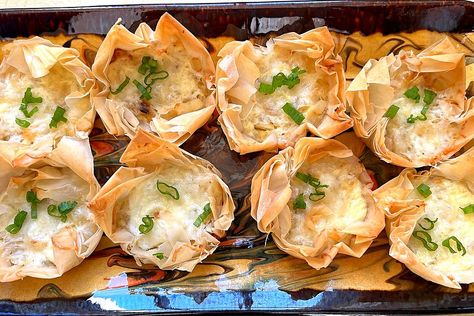 French Onion Tartlets, Game Appetizers, Onion Tartlets, Mini Tarts, Tarts Recipe, Onion Tart, Baking Measurements, Hot Appetizers, Pastry Shells