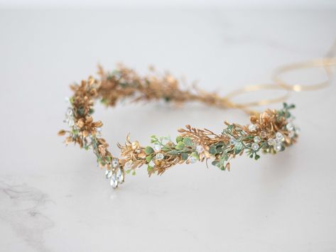 This beautiful elven tiara is a lovely accessory, perfect for a party or wedding. Our stunning faux flowers look like the real. Head circumference: one size fits all (adjustable) / fits adults and older children If the crown should fit the baby, after buying please give head circumference Elven Hair Accessories, Elf Wedding Ring, Fairy Crown Aesthetic, Ren Faire Costume Fairy, Elvish Crown, Elf Headpiece, Fairy Flower Crown, Elf Tiara, Wedding Circlet