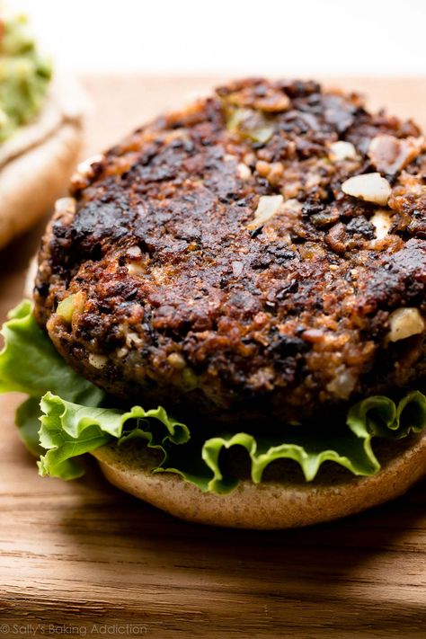 Black Bean Meatloaf, Baked Meat, Good For Diabetics, Black Bean Burger Recipe, Sallys Baking, Black Bean Burger, Veggie Burgers Recipe, Black Bean Recipes, Vegan Egg