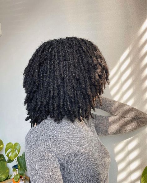 Short Fluffy Locs, Locs On 4c Hair, Locs 4c Hair, Natural Locs With Curly Ends, Small Locs, Afro Locs, Loc Ideas, Micro Locs, Beautiful Dreadlocks