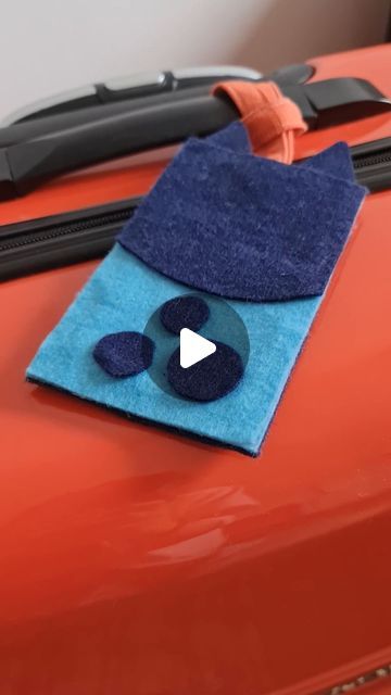 Bluey on Instagram: "Get 'eh-powt' ready with these DIY #Bluey bag tags! ✈️   Learn how to make your own by following the link in our bio!" Bluey Diy, Diy Bluey, Bluey Birthday, Bag Diy, Diy Bag, Bag Tags, How To Make Your, Make Your Own, Make Your