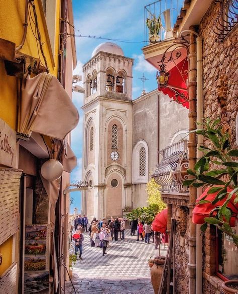 Castelmola, Messina. Sicilia Looming high above Taormina is one of the most stunning medieval villages in all of Sicily. Image by @larita.sarta Sicily Italy Taormina, Taormina Sicily Photography, Messina Sicily, Castelmola Sicily, Centuripe Sicily, Sicily Streets, Termini Imerese Sicily, Messina, 12th Century