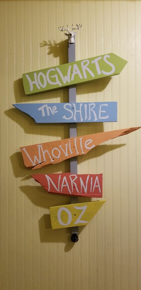 The Shire, Sign Post, Narnia, Christmas Projects, Lobby, Hogwarts, Canvas, Christmas