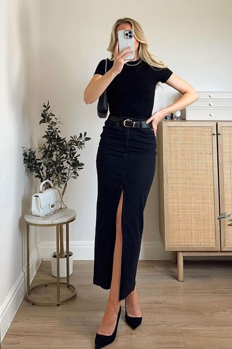 Black Maxi Skirt Outfit, Denim Maxi Skirt Outfit, Interview Outfit Casual, Black Denim Skirt Outfit, Black Denim Midi Skirt, Spring Skirt Outfits, Denim Skirt Outfit, Black Skirt Outfits, Jean Skirt Outfits