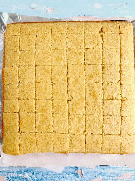 Cornbread Croutons Recipes, Honey Butter Cornbread, How To Make Croutons, Cornbread Croutons, How To Make Cornbread, Crouton Recipes, Jalapeño Cornbread, Thanksgiving 2023, How To Make Corn