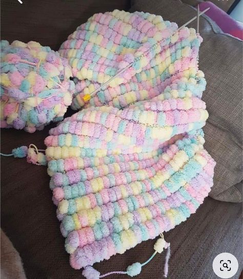 Super Chunky Knit, Newborn Blanket, Girl Car, Car Seat Blanket, Newborn Blankets, Chunky Knit Throw, Soft Baby Blankets, Crochet Shawls And Wraps, Rainbow Crochet