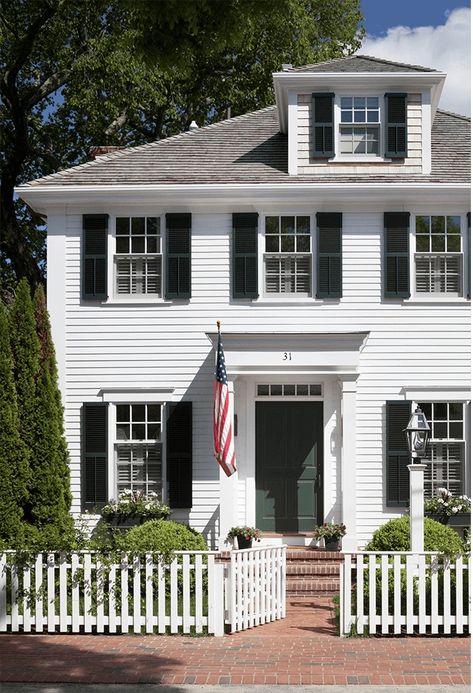 New England Colonial House Plans, New England Colonial House, Federal Style House, Patrick Ahearn Architect, Patrick Ahearn, New England Colonial, White Colonial, Traditional Porch, Green Shutters