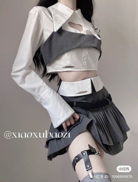 Kpop Fashion Outfits, Harajuku Fashion, Teenage Fashion Outfits, Edgy Outfits, Stage Outfits, Kpop Outfits, Korean Outfits, Kpop Fashion, Lookbook Outfits