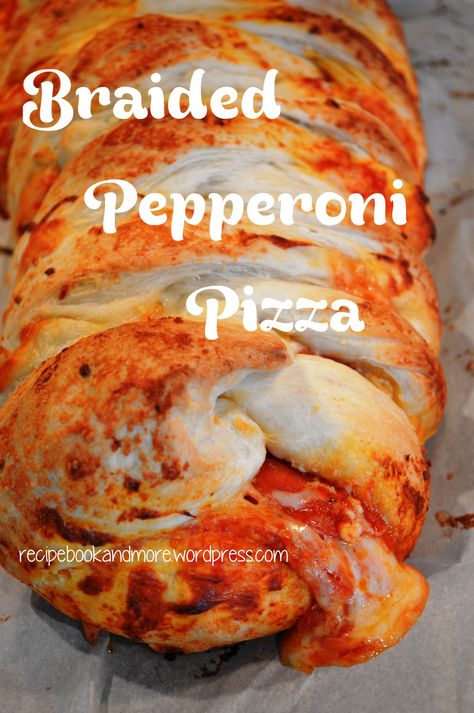 Slow Cooker Ranch Pork Chops, Pepperoni Pizza Braid, Pizza Braid, Pizza Twists, Pepperoni Bread, Pizza Bread Recipe, Ranch Pork Chops, Bread Dough Recipe, Frozen Bread Dough