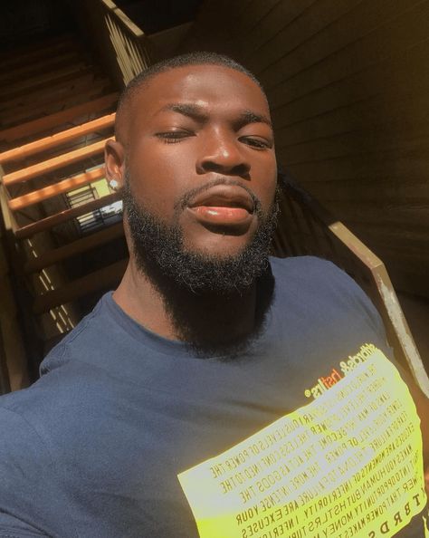 shawn wells has joined "onlyfans" (should i be scared?) Black Bearded Men, Dark Skin Men, I Love Black, Melanin Poppin, Love Black, Black Man, I Am Scared, The Block, Bearded Men