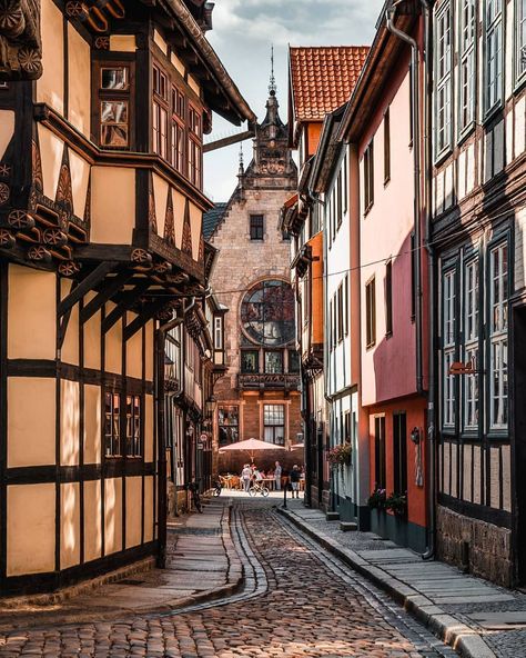 Germany Tourism on Instagram: “Narrow streets, cobblestones and timber-framed houses. #Quedlinburg is a throwback to medieval Germany. Are you as much in love with its…” Town Reference, Medieval Germany, Minecraft Village, Stone Road, Italy Aesthetic, Amazing Photo, Medieval Town, Historical Architecture, City Aesthetic