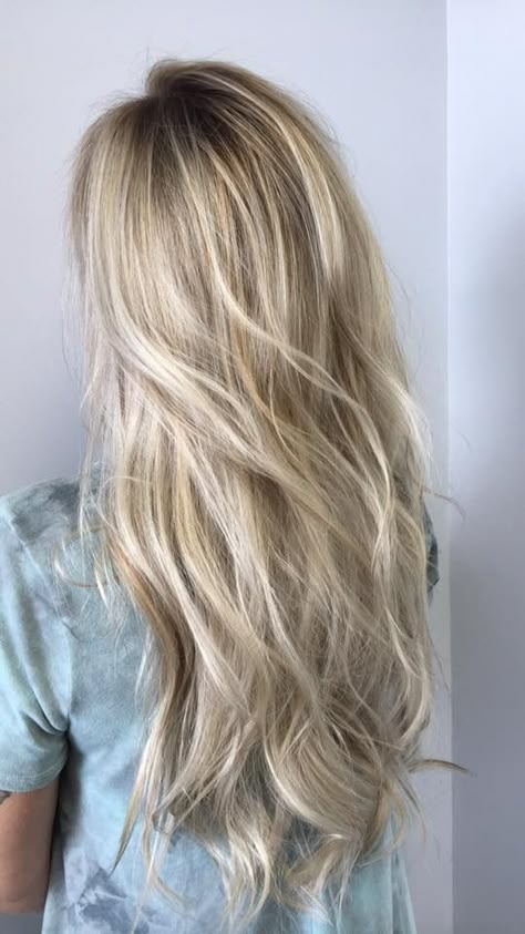 My hair: Icy blonde with lowlights and shadow root 👌🏼 Blonde Highlight Shadow Root, Creamy Blonde With Root Melt, Blond Highlights With Shadow Root, Full Babylights Blonde With Shadow Root, Blonde Hair Inspo Shadow Root, Blonde Highlight With Shadow Root, Blonde Highlights With Root Shadow, Blonde Root Shadow Balayage, Highlights With Root Shadow