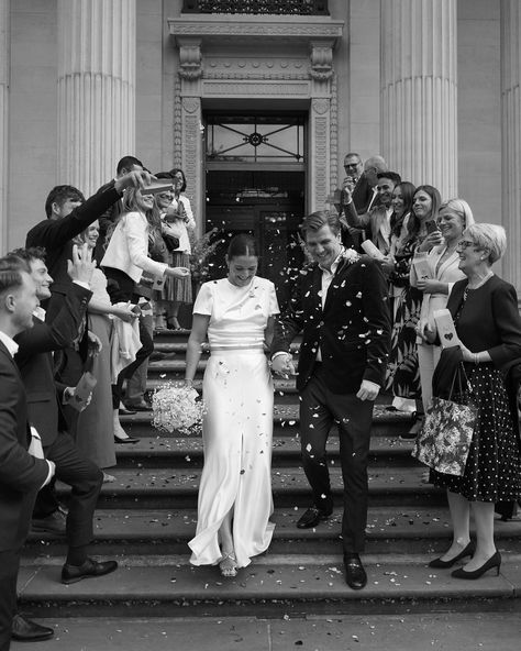 Wedding Town Hall, Old Marleybone Town Hall Wedding, Marylebone Town Hall Wedding, Old Marylebone Town Hall, Marylebone Town Hall, Town Hall Wedding, Combination Fashion, Photography Styles, Wedding Photography Styles